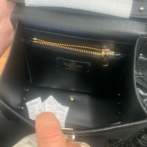 Elegant Black Satchel with Silver Logo - Picture 7 of 14